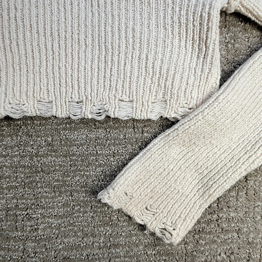 Full Tilt Cropped Knit Hoodie Sweater Womens M Ivory Zip Up Distressed Hem Y2K - Picture 9 of 11